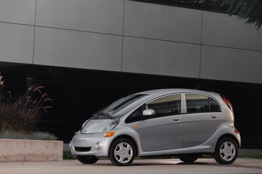  Mitsubishi i-MiEV 2012 года  (US) (фото 186 из 234)